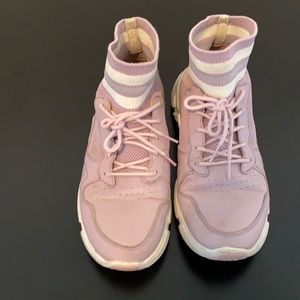 Skechers pretty color